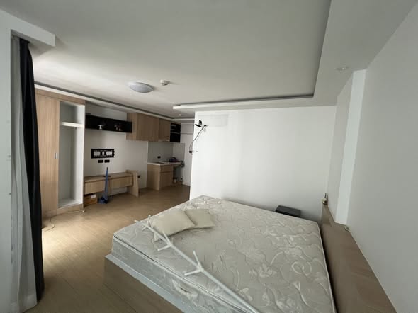 bedroom of Estanan Condo Pattaya