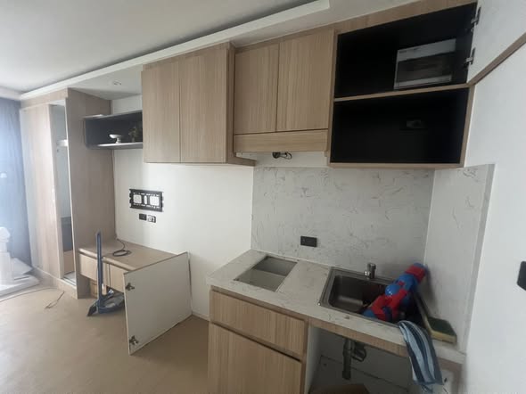 kitchen of Estanan Condo Pattaya
