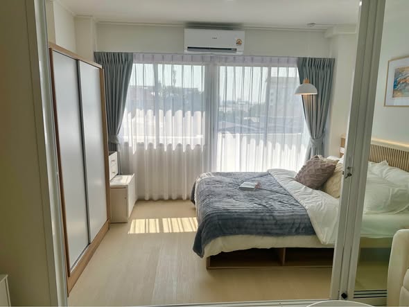 bedroom and room interior of Family Park Condominium (Fp Condo)