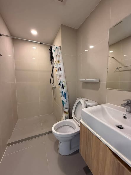 bathroom of FLEXI Sathon-Charoen Nakhon