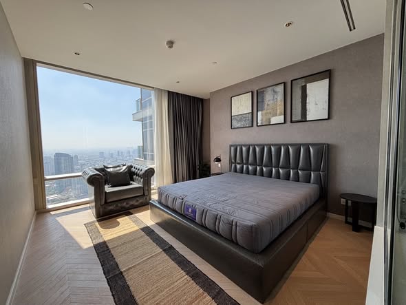bedroom of Four Seasons Private Residences