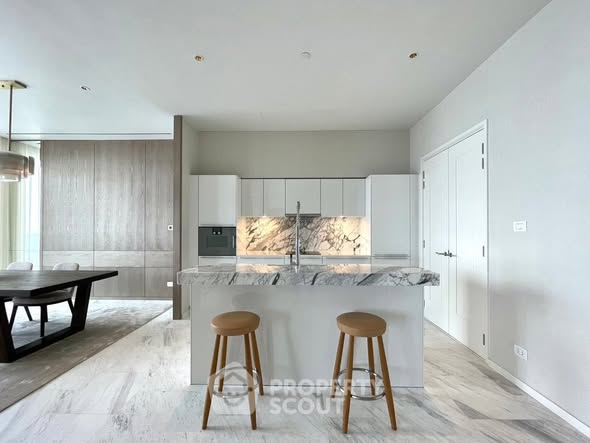 Four Seasons Private Residences
