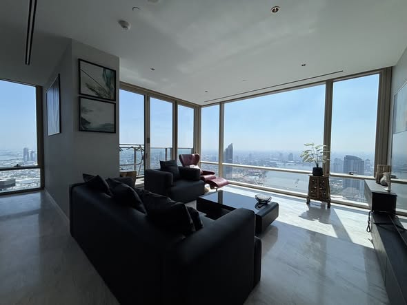 living room of Four Seasons Private Residences