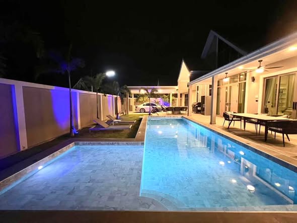 pool of Freedom Pool Villa พลูวิลล่า พัทยาหาดจอมเทียน อ่างมาบ ประชัน ราคาถูก