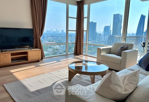 bedroom and living room of Fullerton Sukhumvit