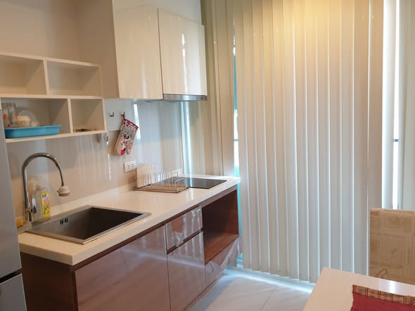 bathroom and kitchen of Fuse Chan Sathorn