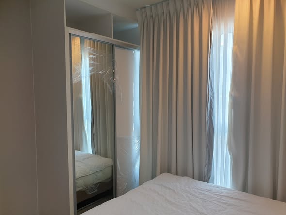 bedroom and room interior of Fuse Chan Sathorn