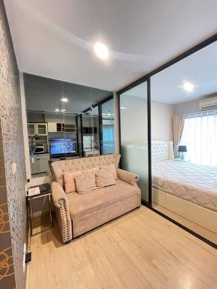 bedroom and room interior of Fuse Miti Sutthisan – Ratchada