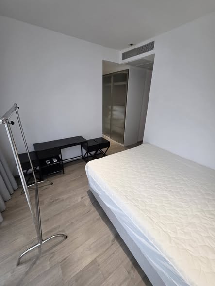 bedroom of Fynn Asoke