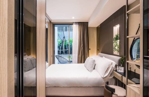 bedroom of Fynn Asoke
