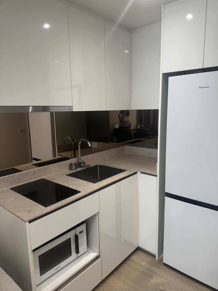 kitchen of Fynn Asoke