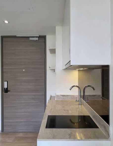 kitchen of Fynn Asoke