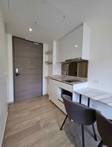 room interior of Fynn Asoke