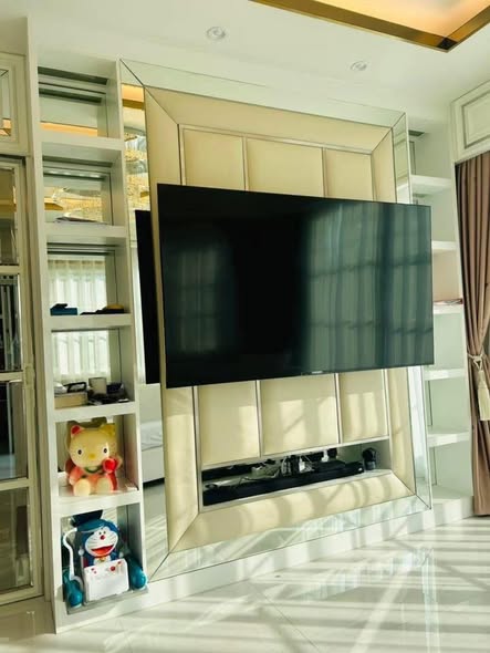 bedroom and living room of Golden Neo Sathorn Village