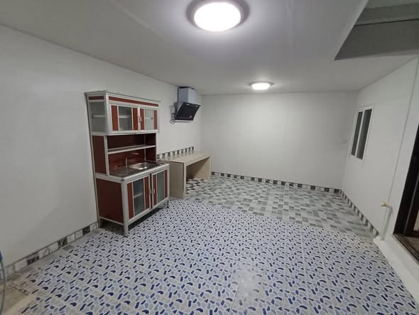 bathroom of Golden Neo, Sukhumvit LaSalle