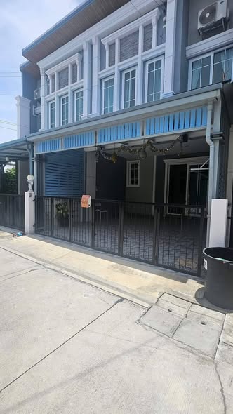 Golden Neo, Sukhumvit LaSalle