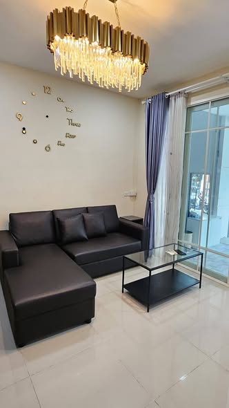 living room and room interior of Golden Neo, Sukhumvit LaSalle