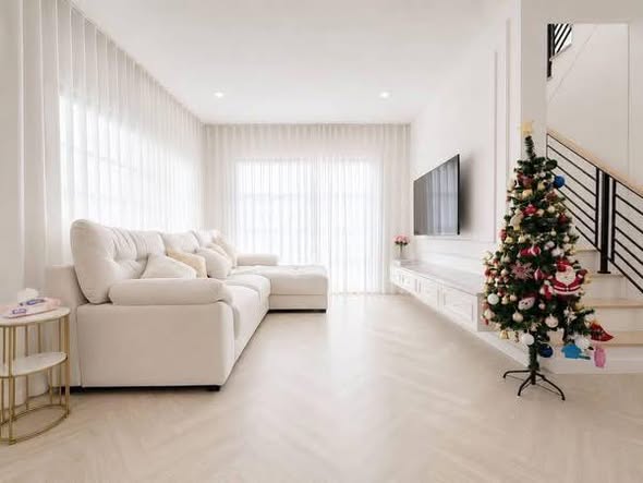 living room and room interior of Golden Neo, Sukhumvit LaSalle