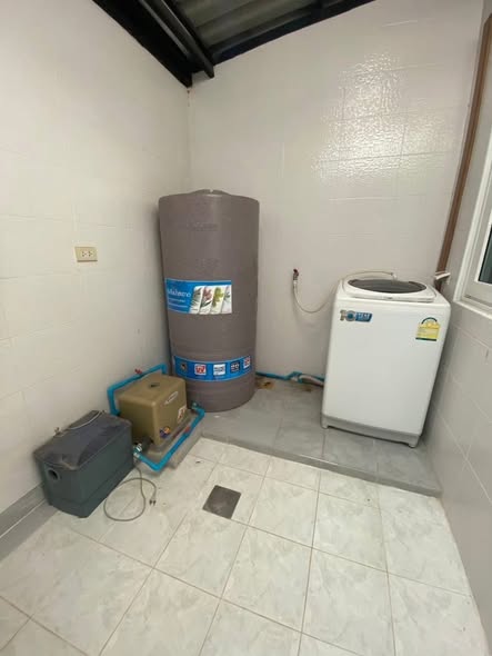 bathroom of Golden Town 2 Ladprao – Kaset Nawamin