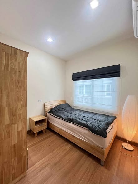 bedroom of Golden Town Ramintra-Wongwaen