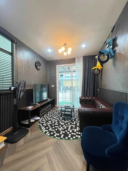 living room of Golden Town Ramintra-Wongwaen