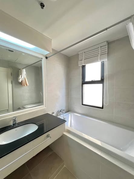bathroom of G.P.GRANDE TOWER