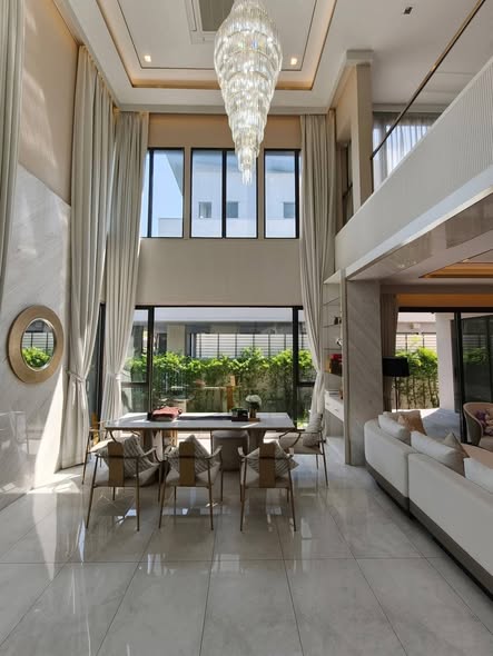 living room of Grand Bangkok Boulevard East Rama 9