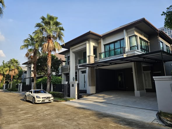 Grand Bangkok Boulevard Phetkasem