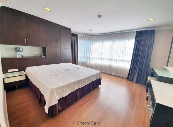 bedroom of Grand Heritage Thong Lo