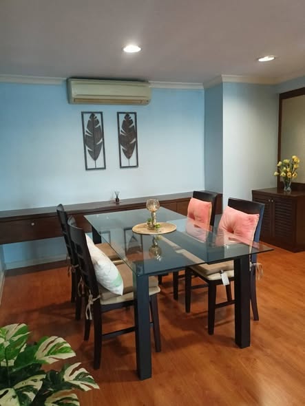room interior of Grand Heritage Thong Lo