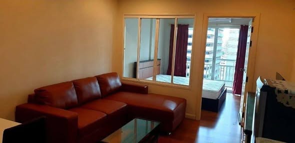 living room of Grand Park View Asok