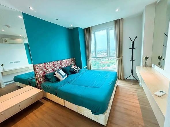 bedroom of Grande Caribbean Condo