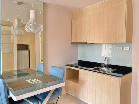 kitchen of Grande Caribbean Condo