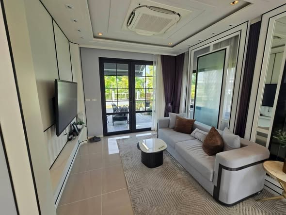 bedroom and living room of Grande Pleno Sukhumvit-Bangna