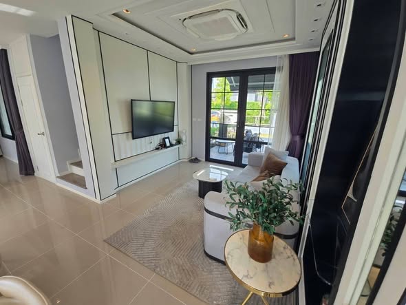 living room and bedroom of Grande Pleno Sukhumvit-Bangna