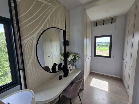 room interior and bathroom of Grande Pleno Sukhumvit-Bangna