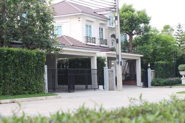Grandio Ladprao-Kaset Nawamin