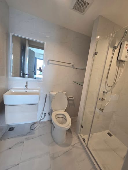 bathroom of Grene Prime คอนโด ดอนเมือง – สรงประภา