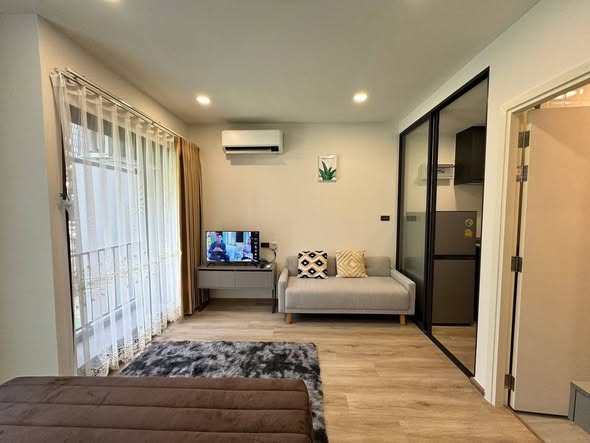 bedroom and living room and room interior of Groove Scape Ladprao-Sutthisan (กรูฟ สเคป ลาดพร้าว – สุทธิสาร)
