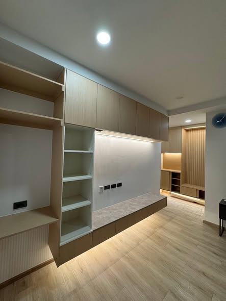 Groove Scape Ladprao-Sutthisan (กรูฟ สเคป ลาดพร้าว – สุทธิสาร)