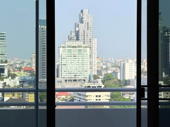 H Sukhumvit 43 Condominium
