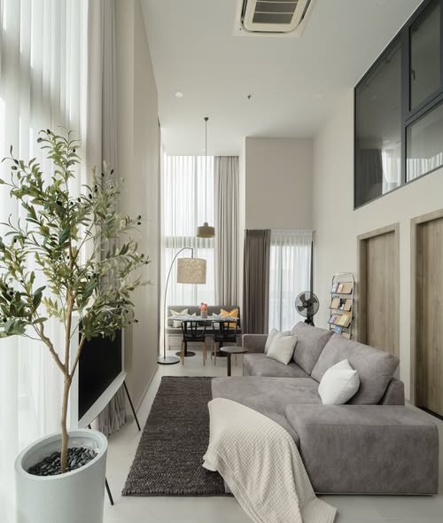 bedroom and living room of Heart of Bangkok