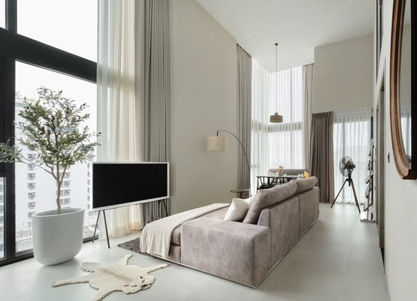 bedroom and living room of Heart of Bangkok