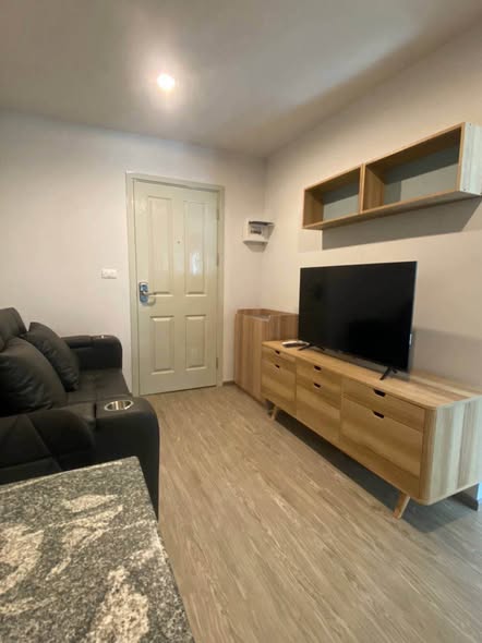 living room of HI SEACON STATION – Condominium