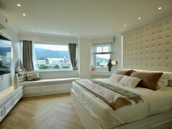 bedroom of Hillside Condo 4