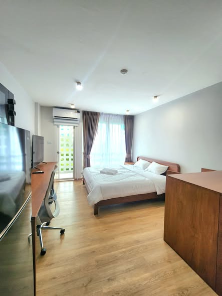 bedroom of i-House Laguna Garden RCA – Building A (Blue)
