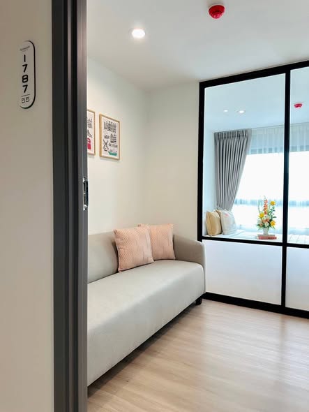 room interior of iCondo Activ Pattanakarn