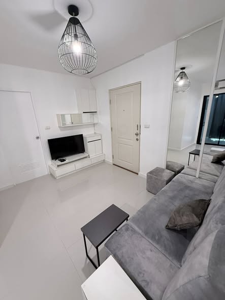 bedroom and living room of iCondo Sukhumvit 105