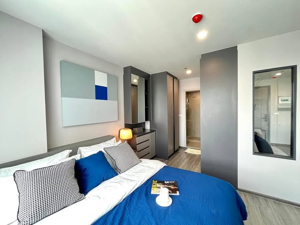 bedroom of IDEO Chula-Sam Yan
