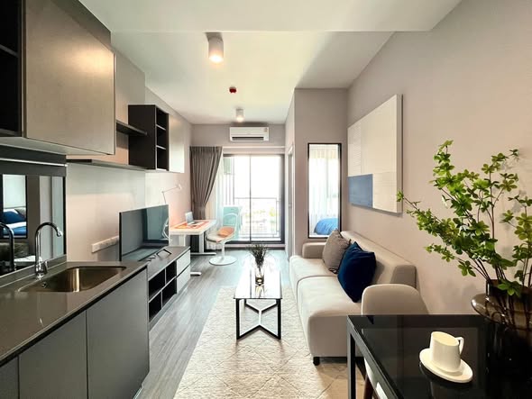 living room of IDEO Chula-Sam Yan